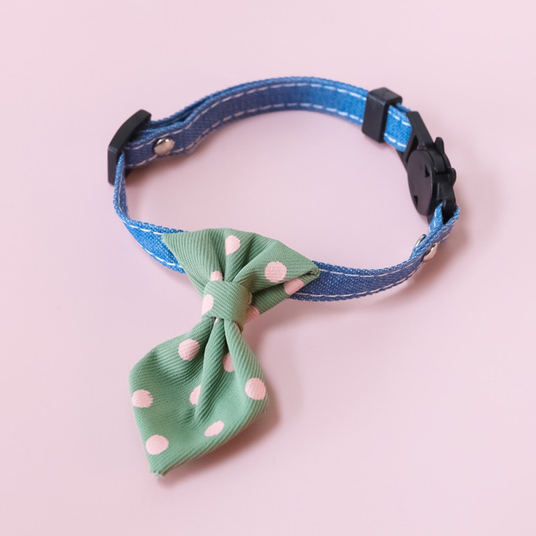 Mokka - British Style Polka Dot Bell Cat Collar