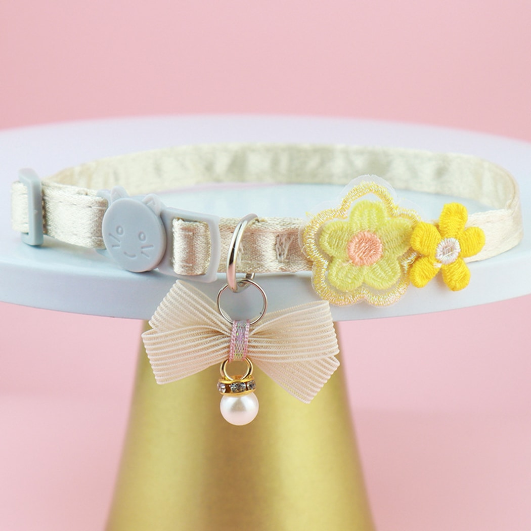 Mokka - Embroidered Floral Bow Detail Cat Collar