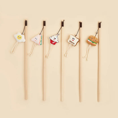 Moo - Food-Shaped Charm Cat Teaser Wand