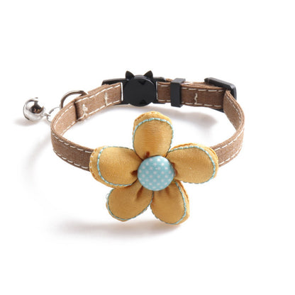Mokka floral cat collar with adjustable strap and breakaway buckle on display