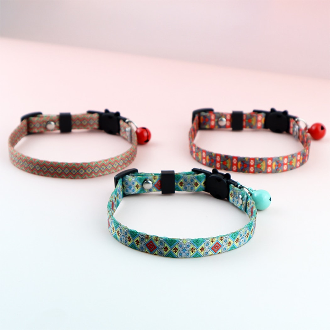 Mokka - Floral Print Cat Collar With AirTag Holder