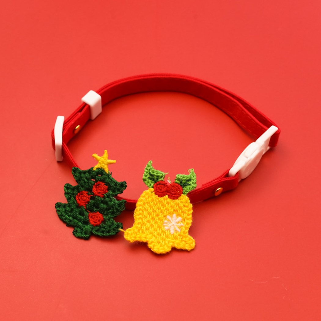 Christmoo - Santa Tree Christmas Cat Collar