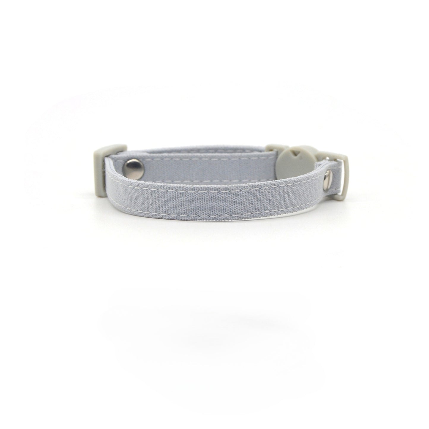 Cat wearing Mokka everyday solid breakaway collar with metal ring visible