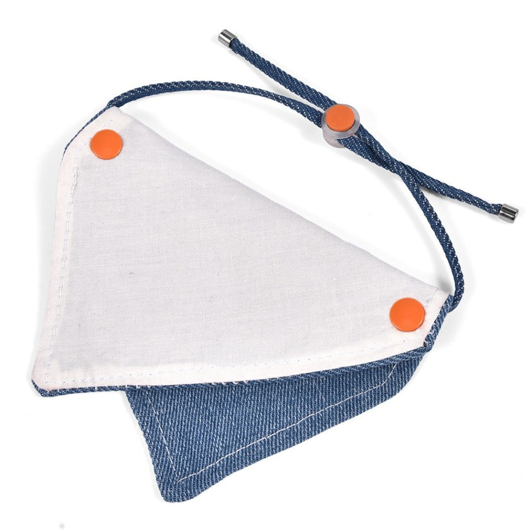 Mokka cat facing forward wearing button detail bandana