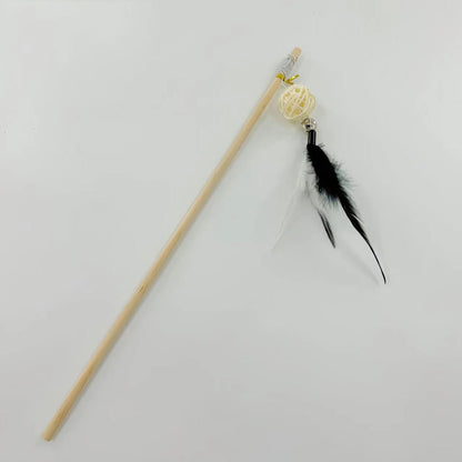 Moo - Feather Rattan Ball Cat Wand