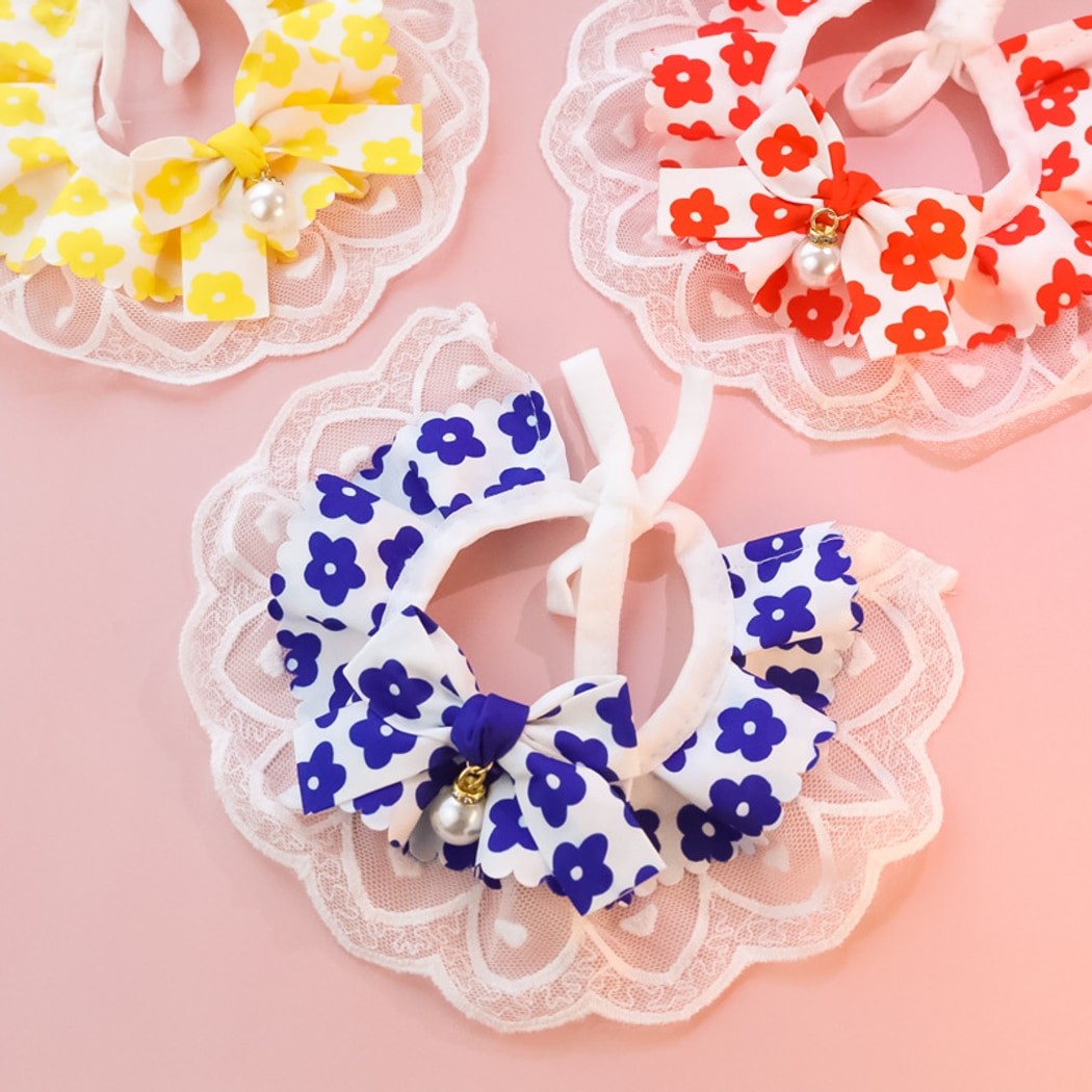 Mokka - Scalloped Lace Floral Bow Tie Cat Collar