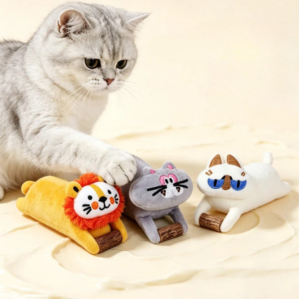 Moo - Playful Animal Plush Cat Toy