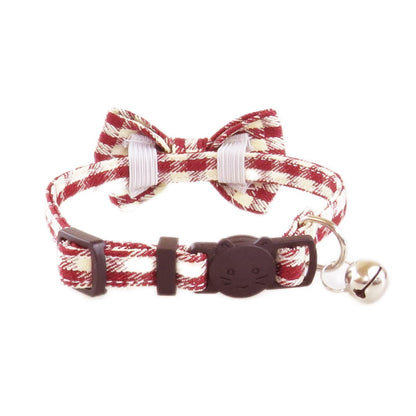 Mokka houndstooth bow tie cat collar with clear view of bow tie pattern