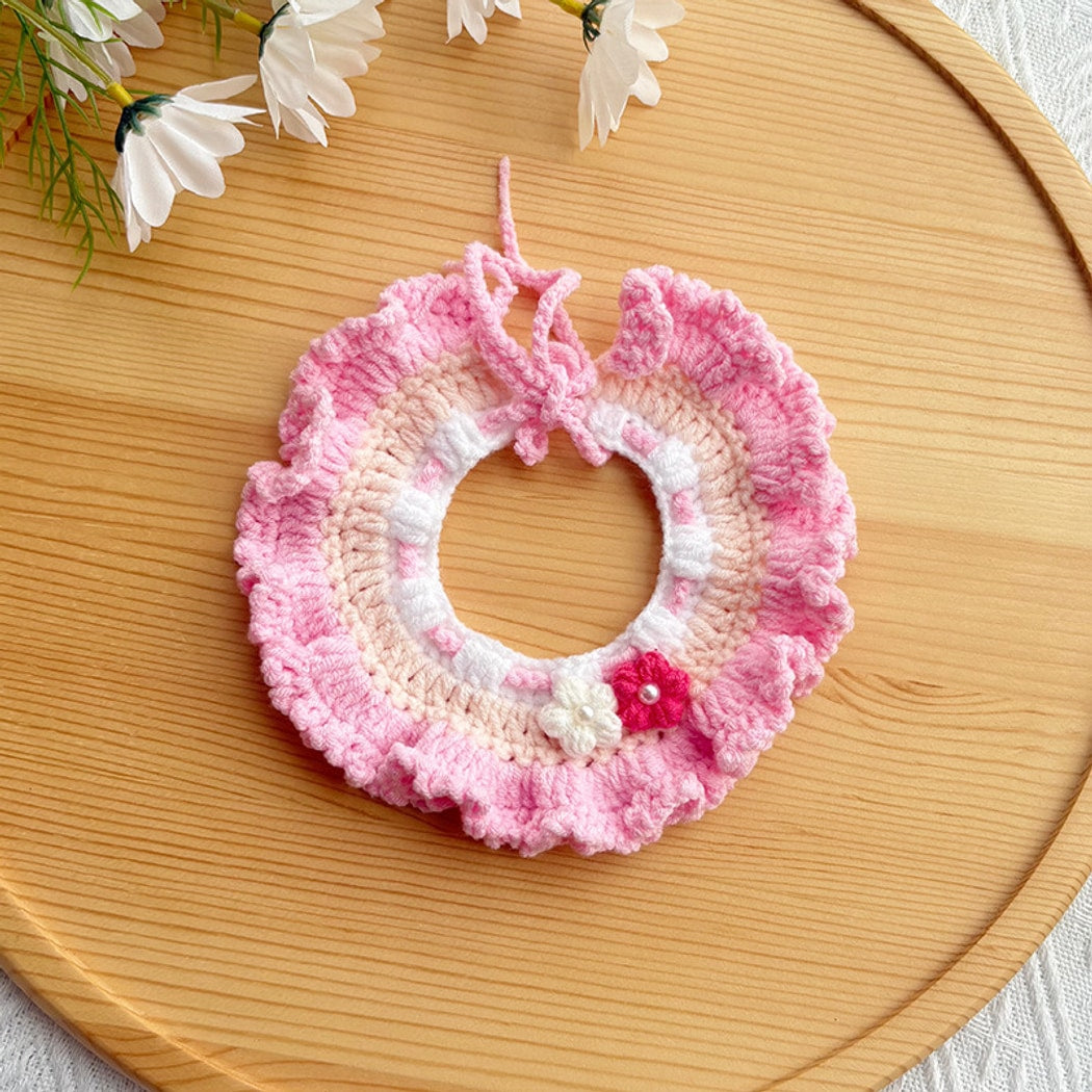 Mokka - Floral Ruffle Knit Cat Collar