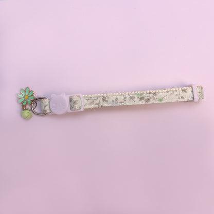 Mokka - Daisy Charm Floral Pattern Cat Collar