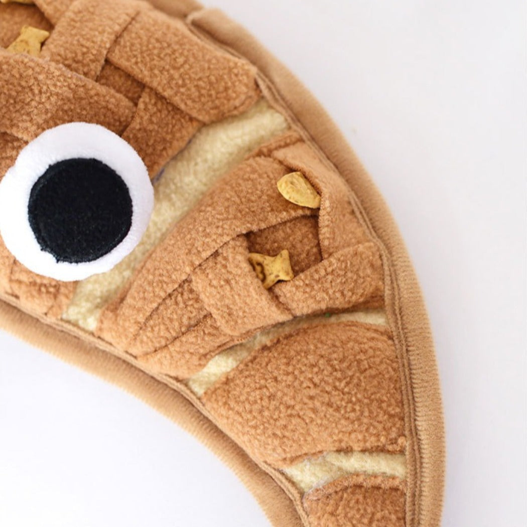 Snuffy – Croissant Snuffle Toy