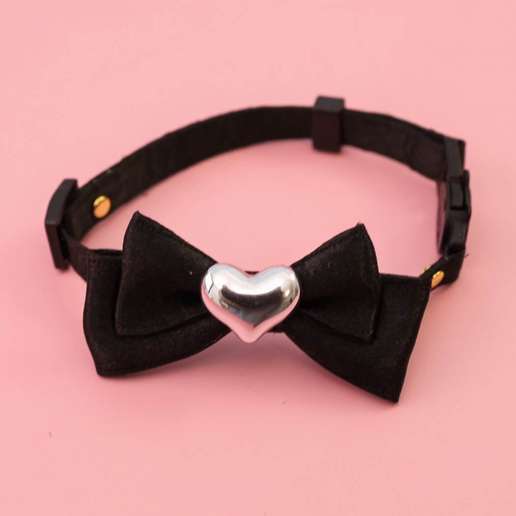 Mokka - Decorative Heart Accent Cat Bow Tie Collar