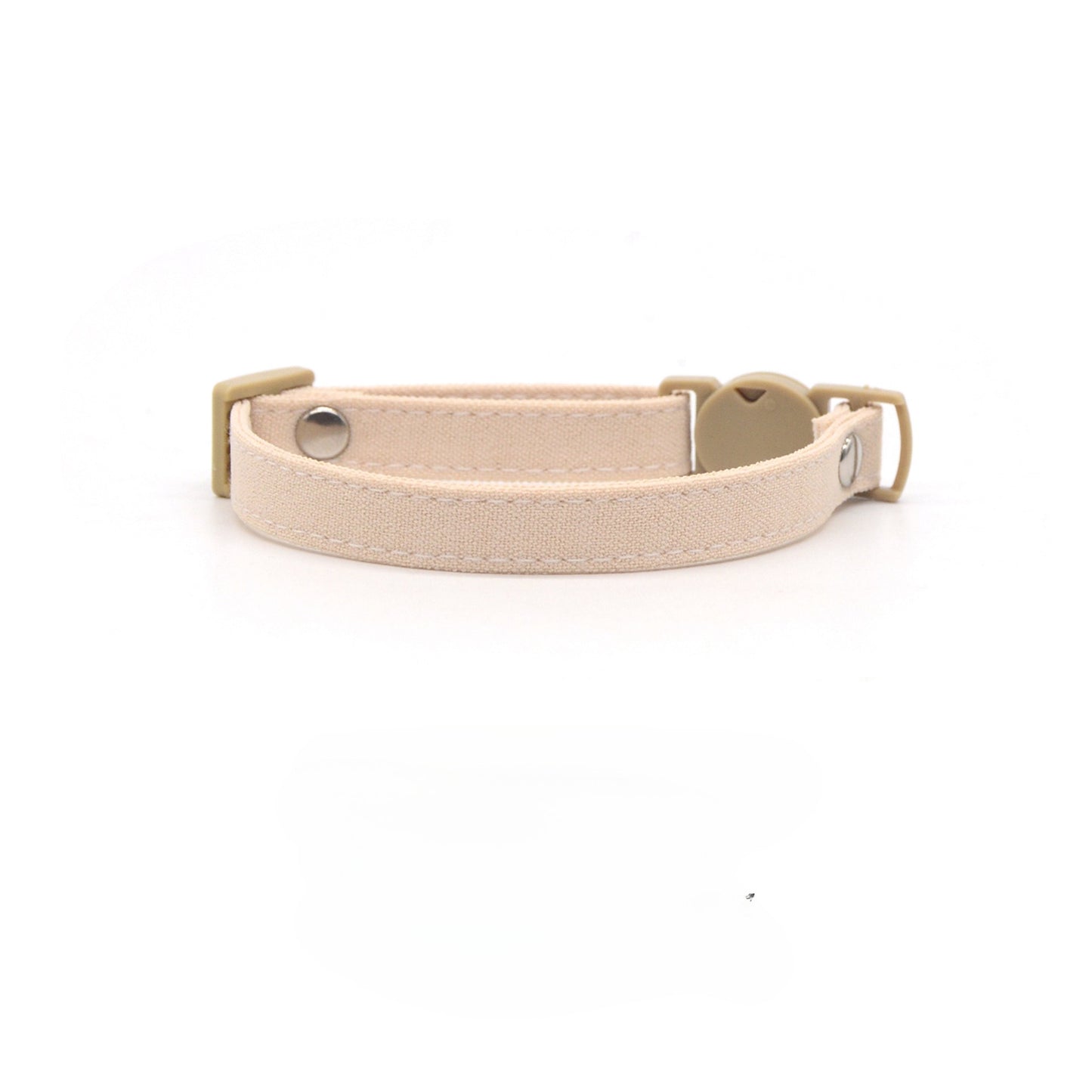Mokka cat collar displayed flat to show full length and solid color design