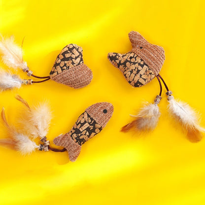 Moo – Feather Plush Cat Toy