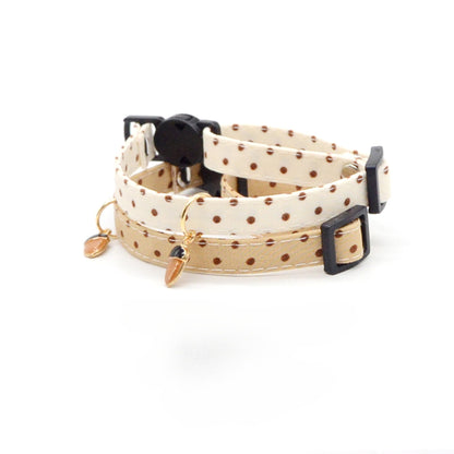 Mokka carrot charm breakaway cat collar in orange with silver buckle and charm