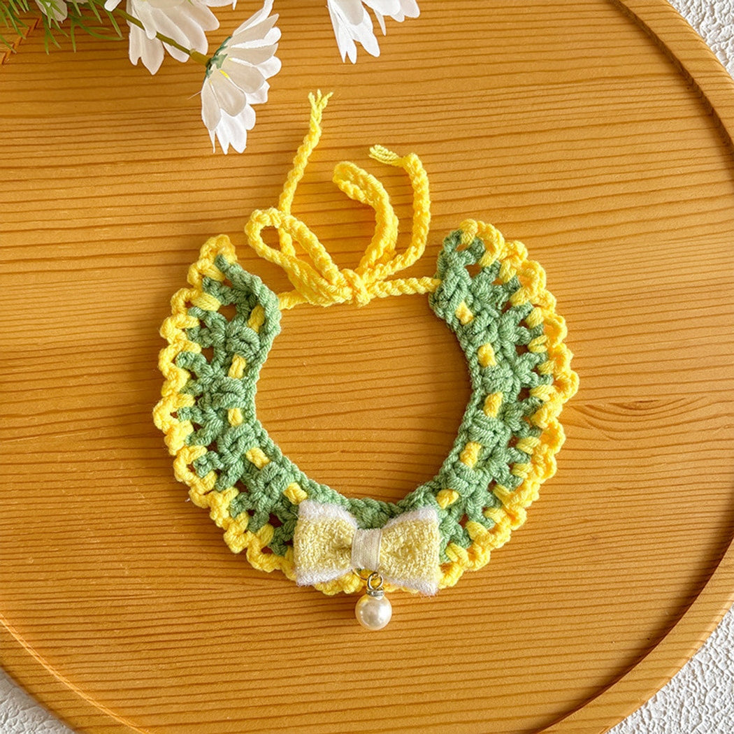Mokka - Decorative Ruffle Edge Bow Tie Cat Collar