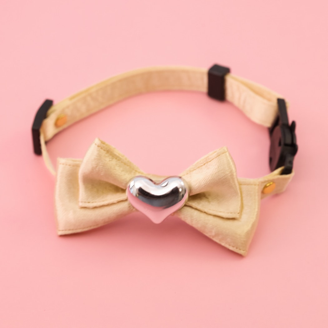 Mokka - Decorative Heart Accent Cat Bow Tie Collar