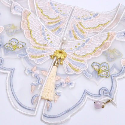 Side view of Mokka butterfly embroidered cat collar highlighting embroidery pattern