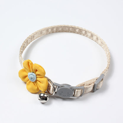Mokka - Princess Style Flower Cat Collar with Bell