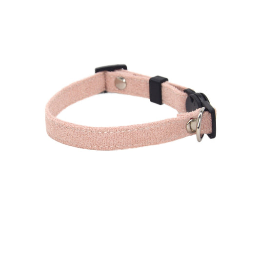 Close-up of Mokka cat collar buckle showing breakaway safety feature