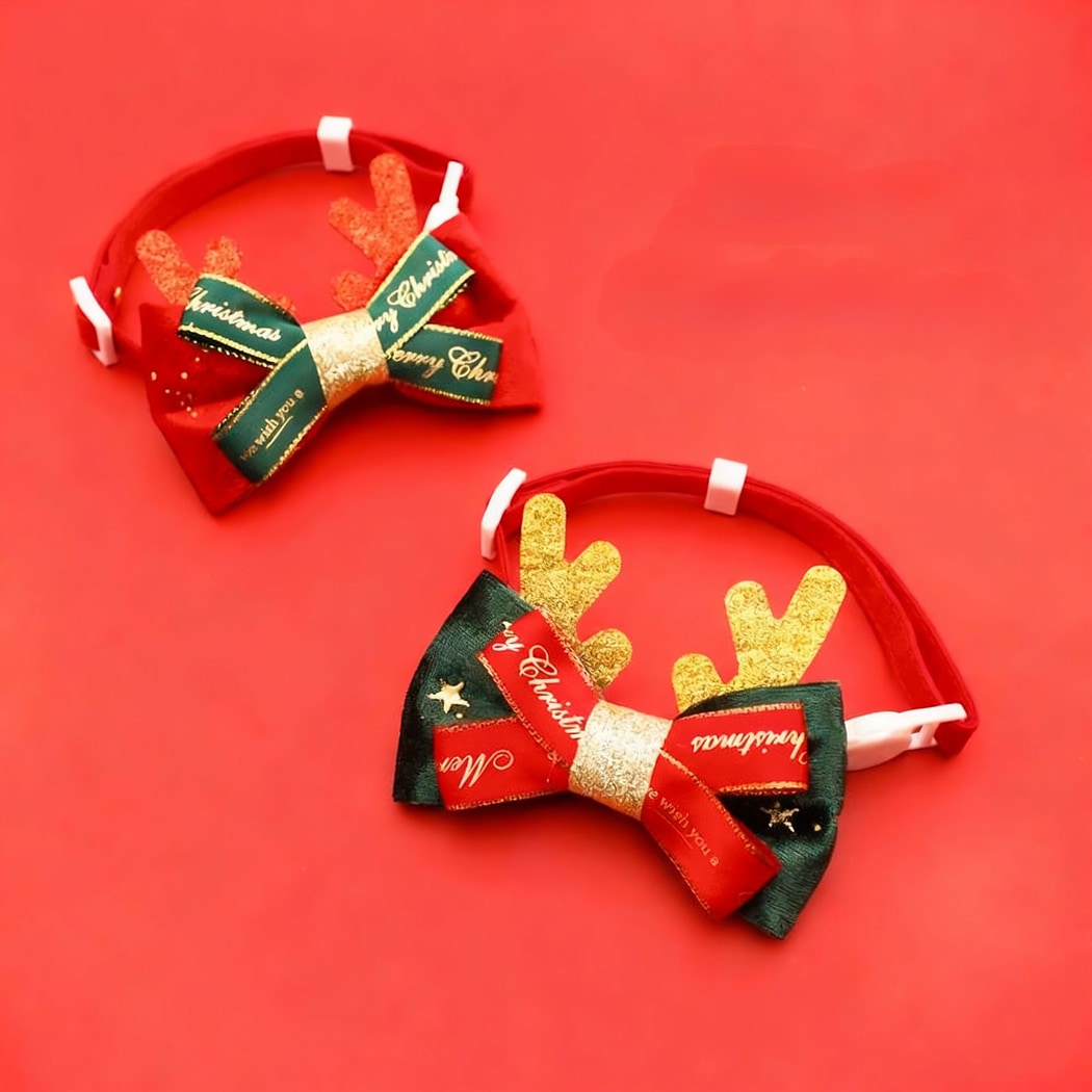 Christmoo - Christmas Bow Reindeer Cartoon Cat Collar