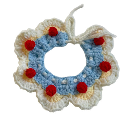 Mokka - Christmas Scalloped Crochet Cat Collar