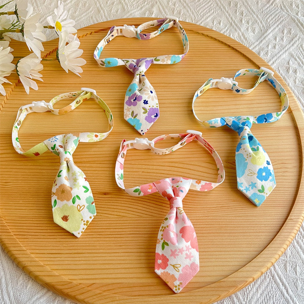 Mokka - Floral Tie Detail Gentry Style Cat Collar