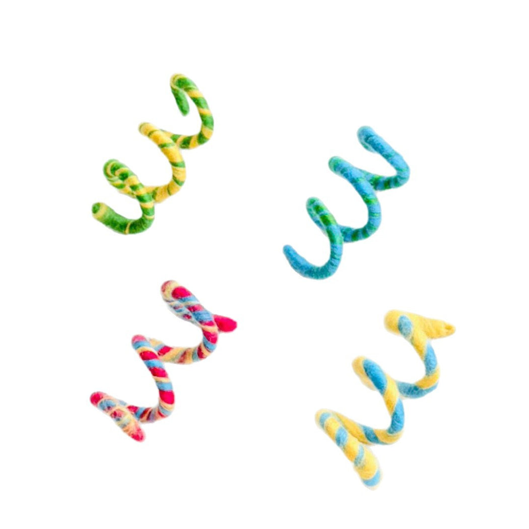 Moo - Colorful Worm Cat Toy