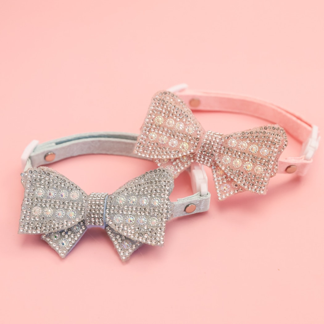 Mokka - Sparkly Bow Accent Pet Collar