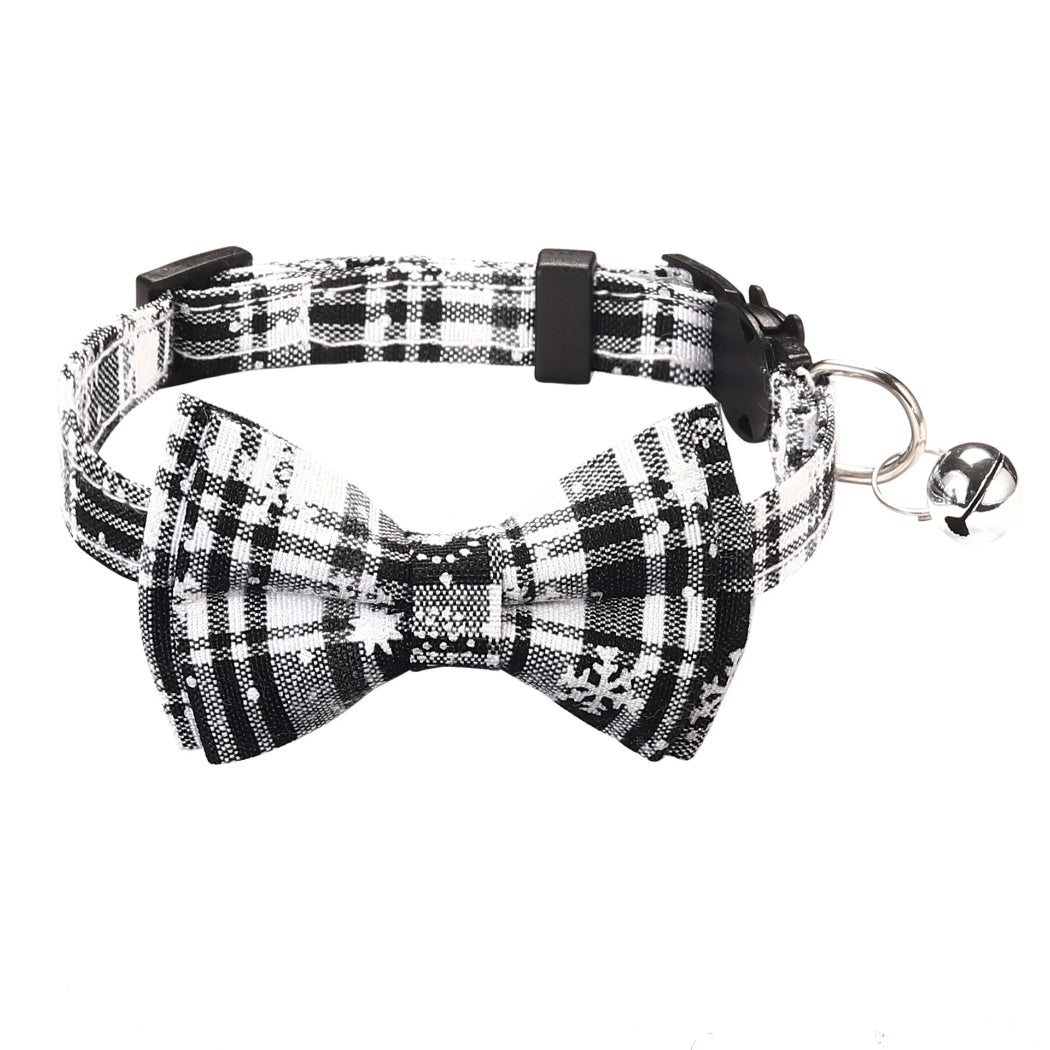Mokka - Christmas Plaid Snowflake Breakaway Cat Collar