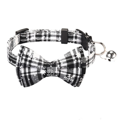 Mokka - Christmas Plaid Snowflake Breakaway Cat Collar