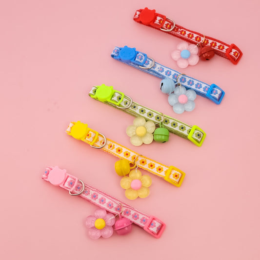 Mokka - Embroidered Flower Bell Cat Collar
