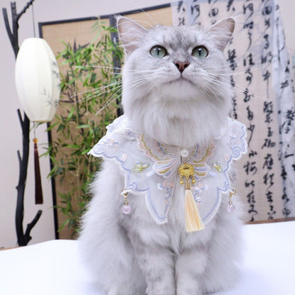 Mokka cat collar with butterfly embroidery displayed on a white background