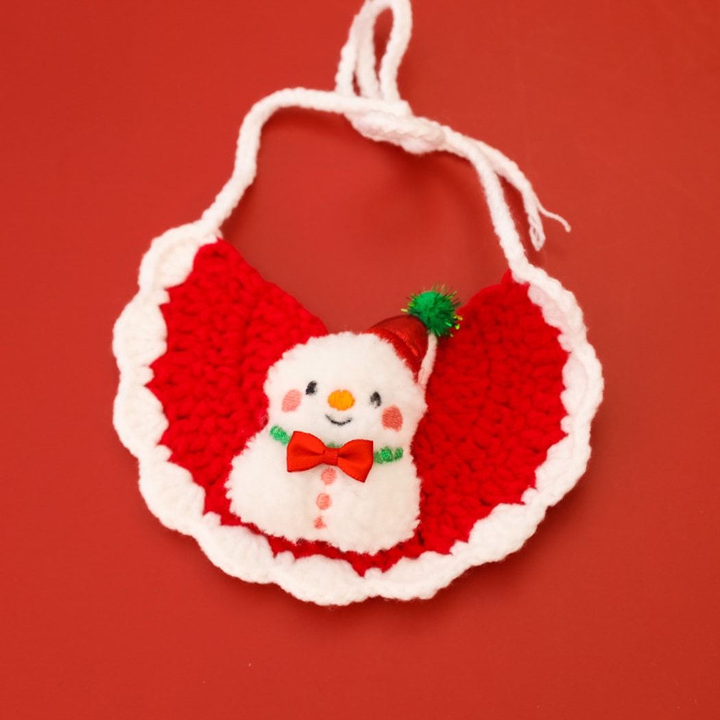 Christmoo - Festive Holiday Pattern Pet Bib