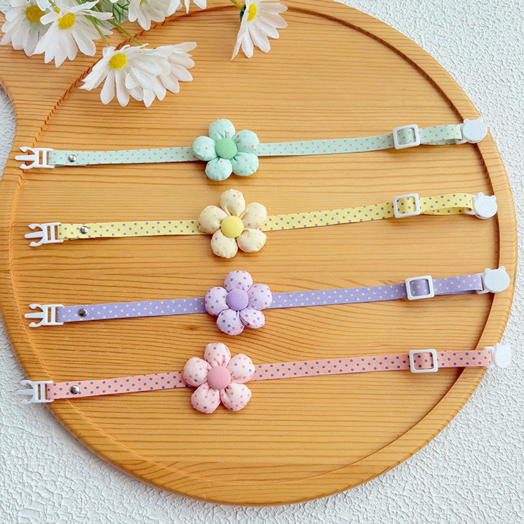 Mokka - Cartoon Floral Detail Adjustable Cat Collar