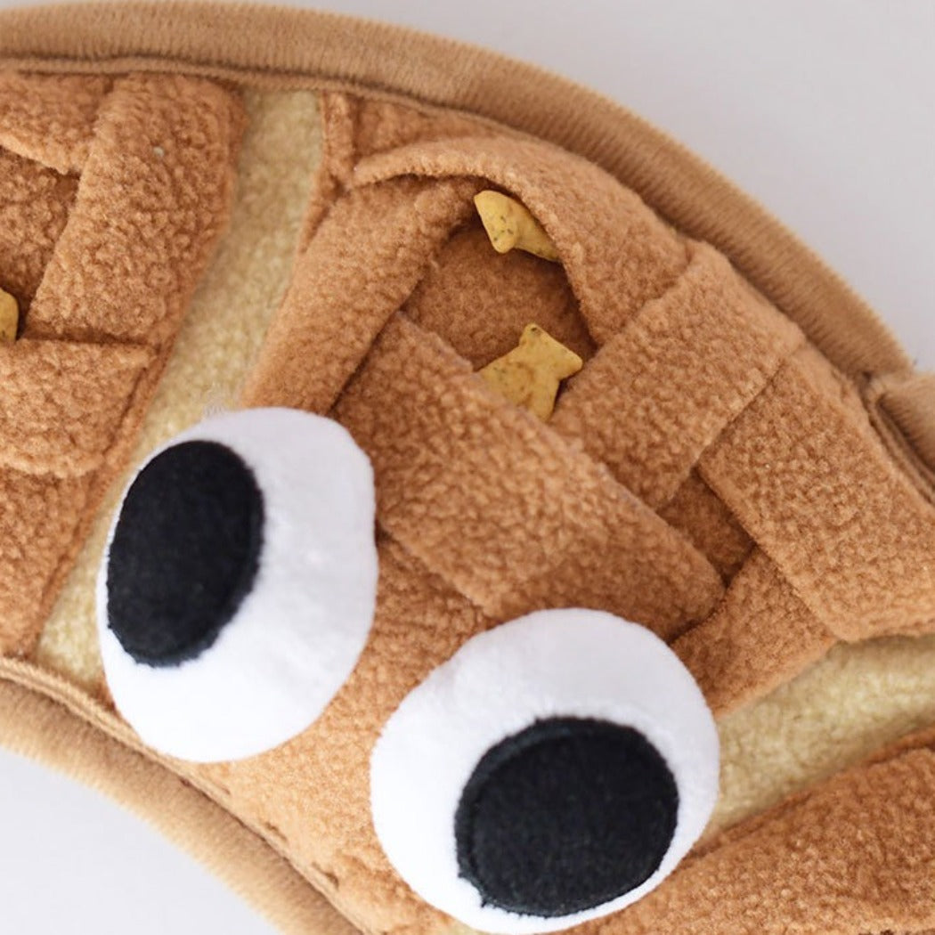 Snuffy – Croissant Snuffle Toy