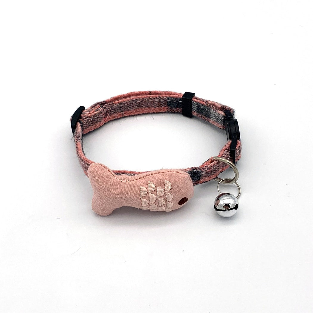 Mokka - Plush Fish Decorative Cat Collar
