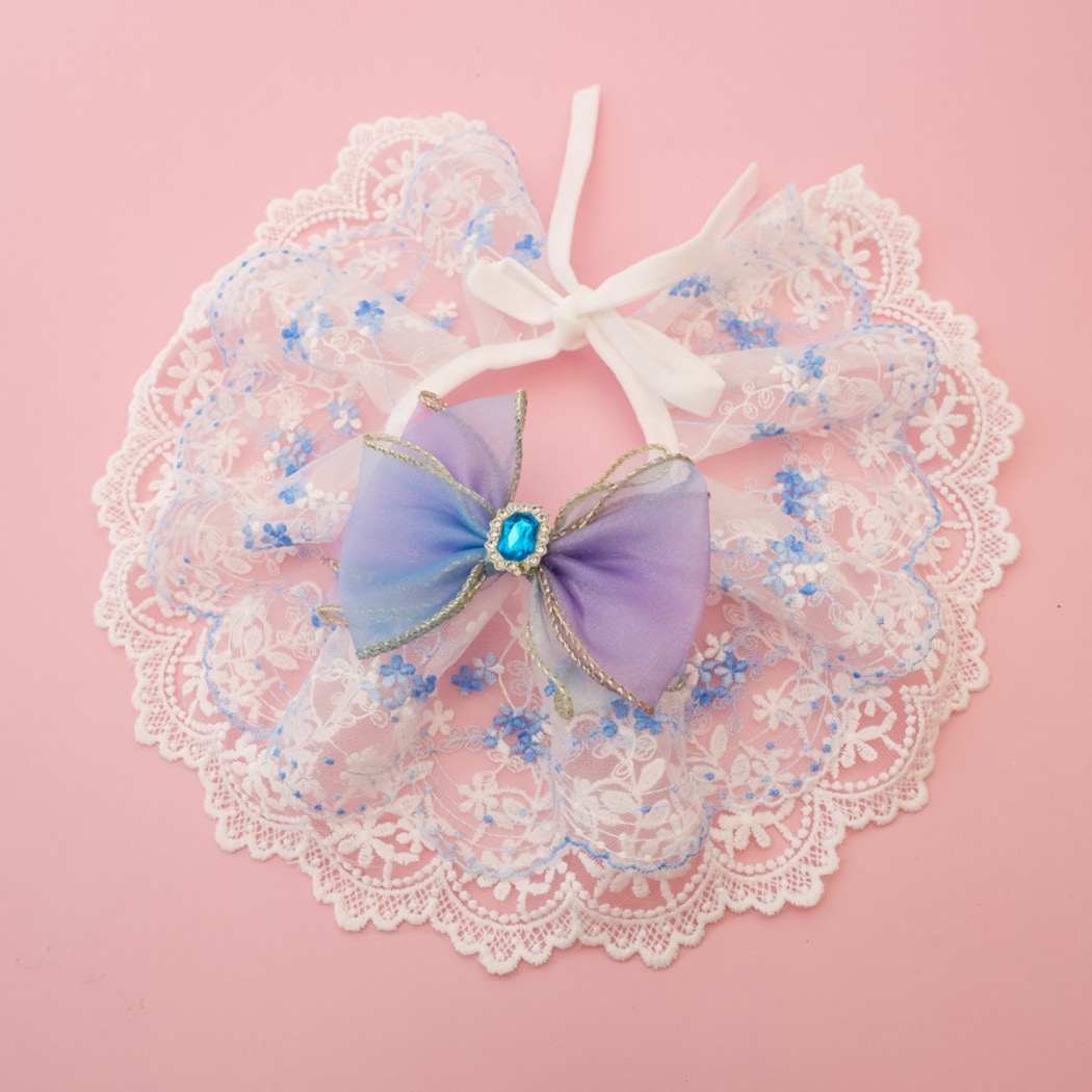 Mokka - Scalloped Lace Bow Accent Cat Collar