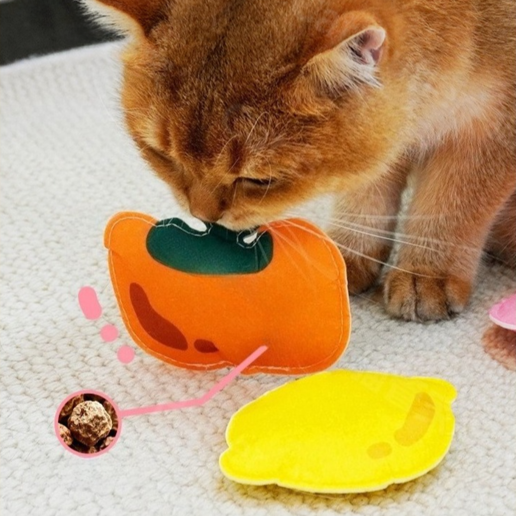 Moo - Cute Fruit Shape Cat Toy