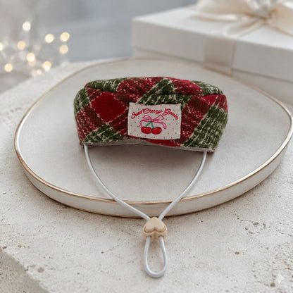 Mokka - Christmas Dog Hat and Collar Set