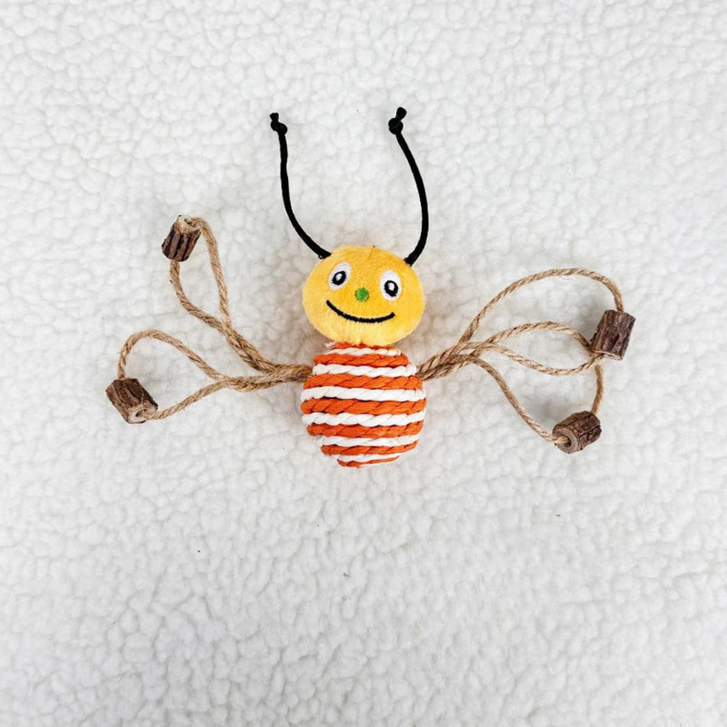 Moo - Smiling Rope-Wrapped Insect-Shaped Cat Toy