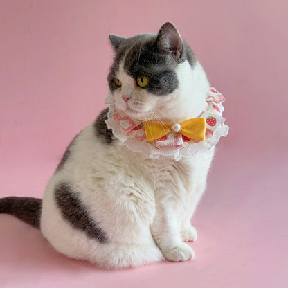 Mokka - Ruffle Trim Strawberry Bunny Cat Bib