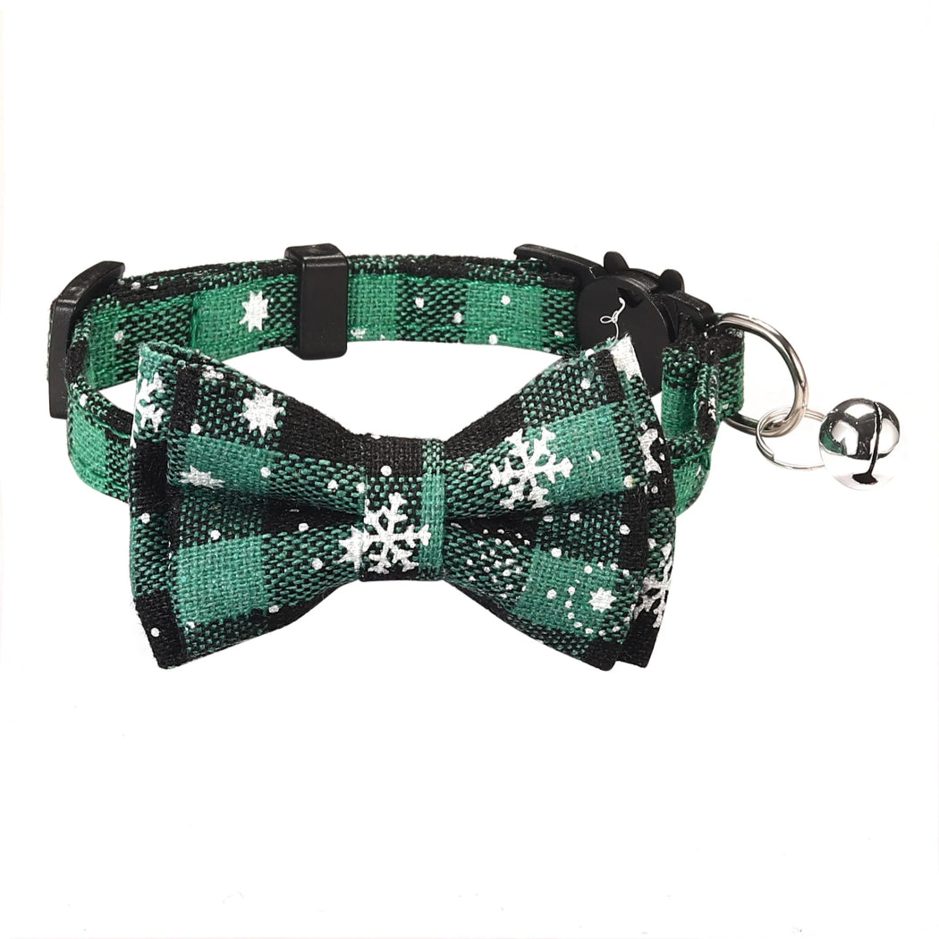 Mokka - Christmas Plaid Snowflake Breakaway Cat Collar