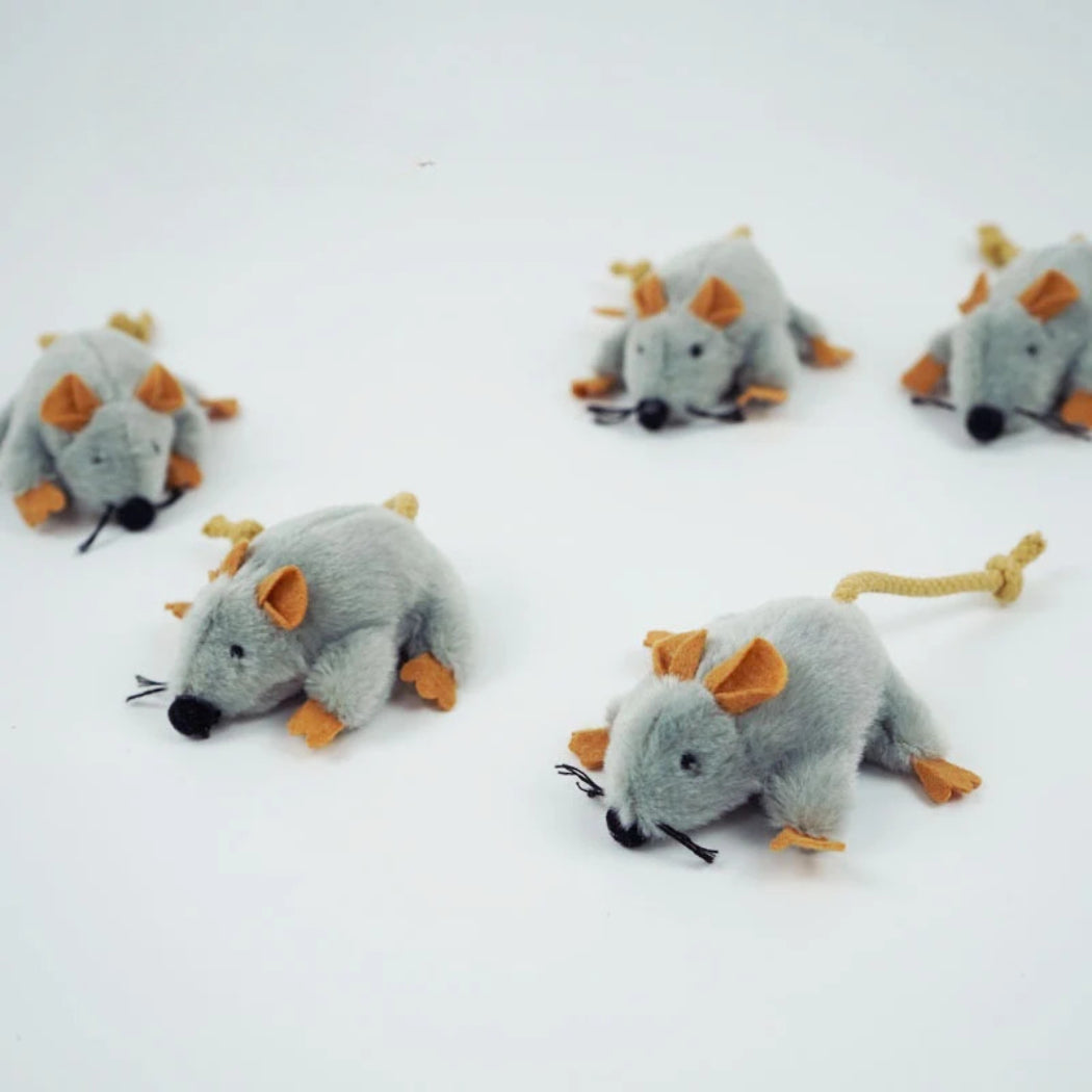 Moo - Fuzzy Plush Braided-Tail Mouse Cat Toy