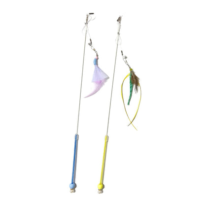Moo Interactive Feather Cat Teaser toy with colorful feathers on a stick