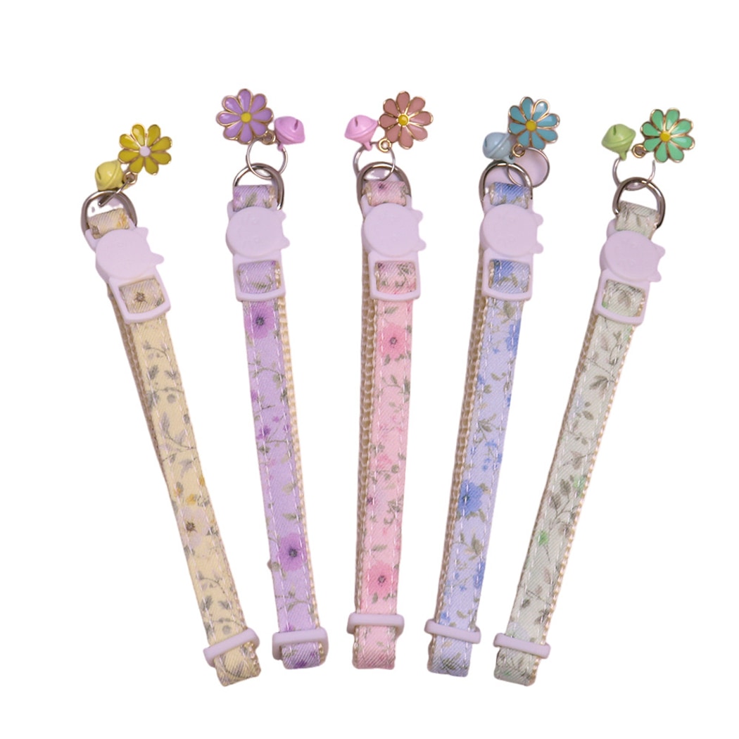 Mokka - Daisy Charm Floral Pattern Cat Collar