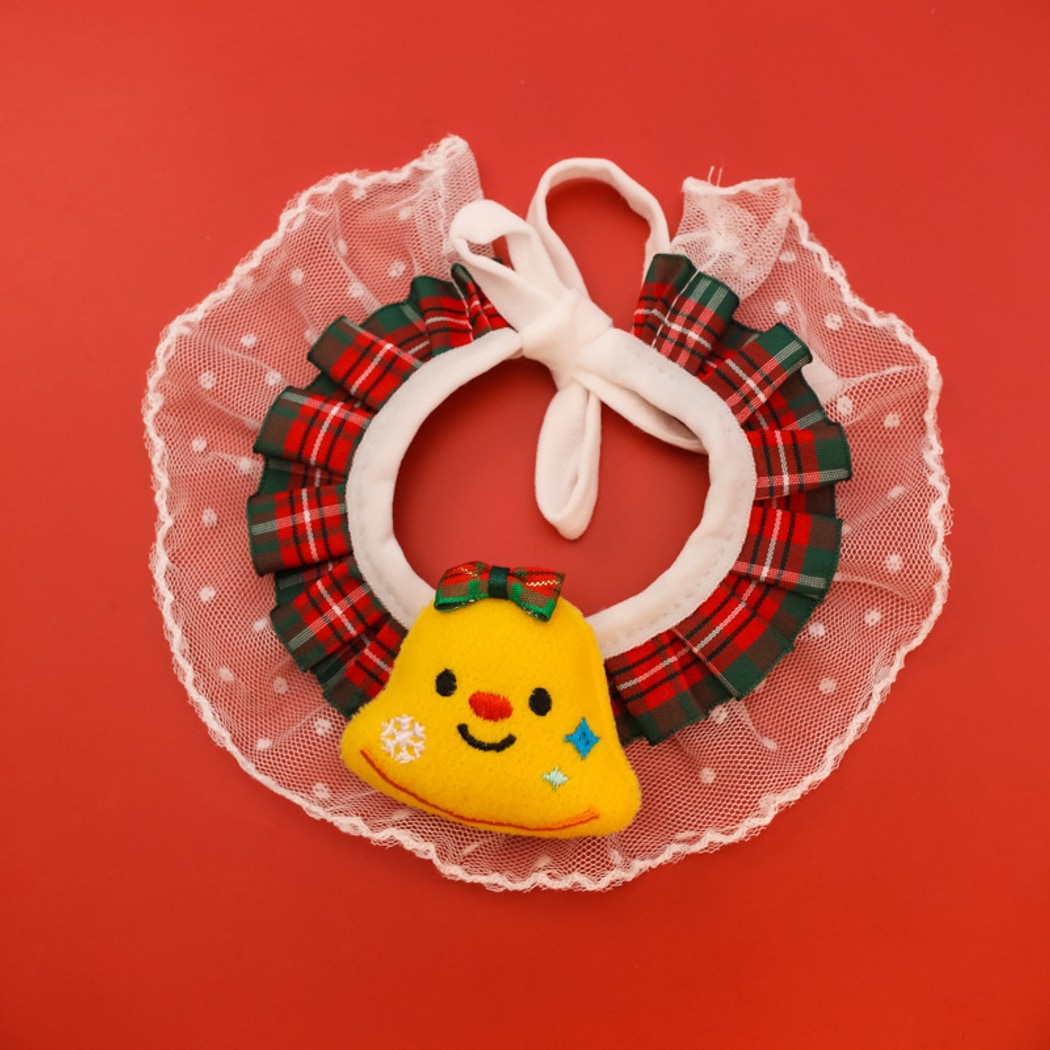 Christmoo - Cartoon Plaid Lace Trim Cat Christmas Collar