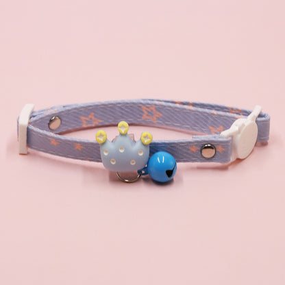 Side view of the Mokka breakaway collar showing the clasp mechanism