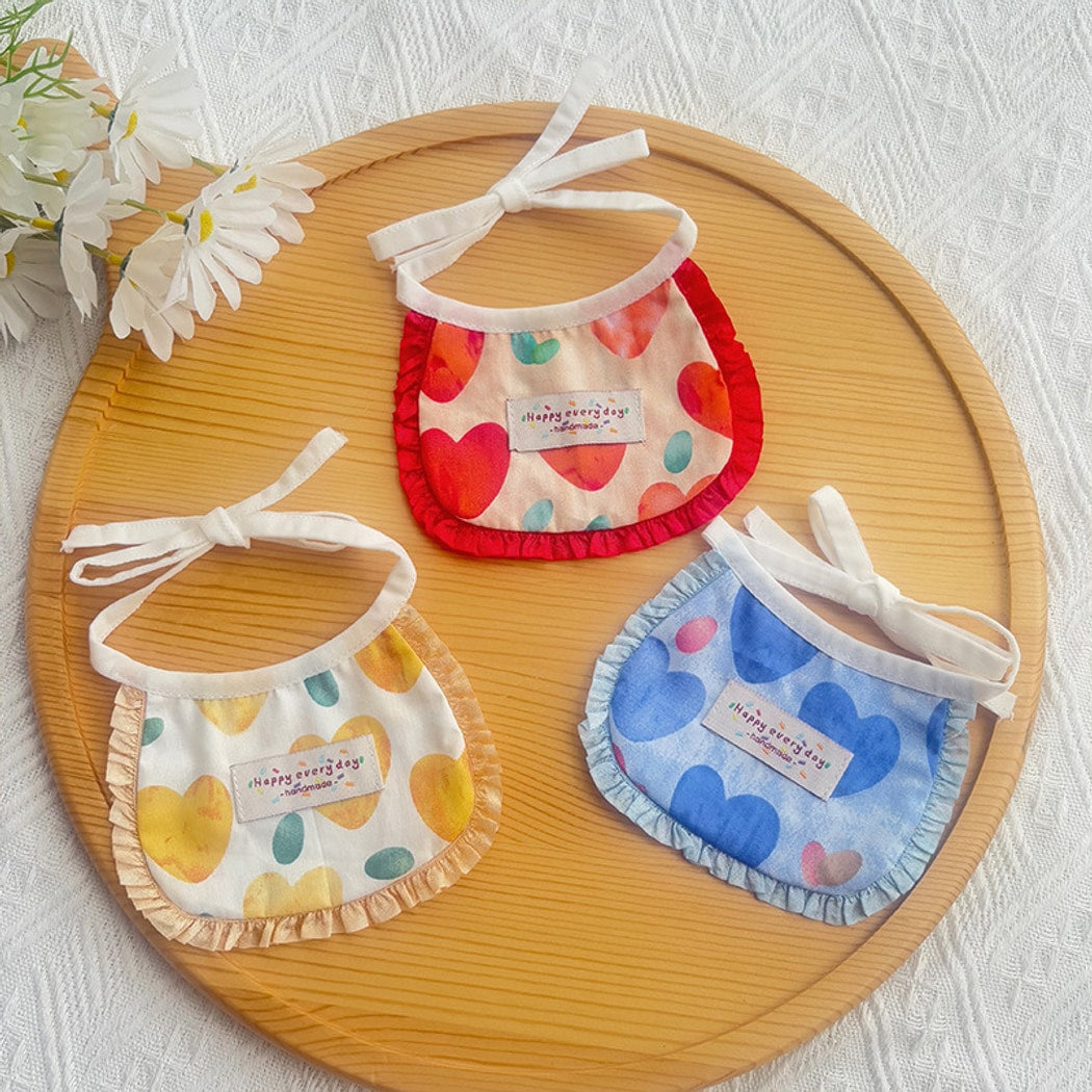 Mokka - Heart Print Tie On Cat Bib