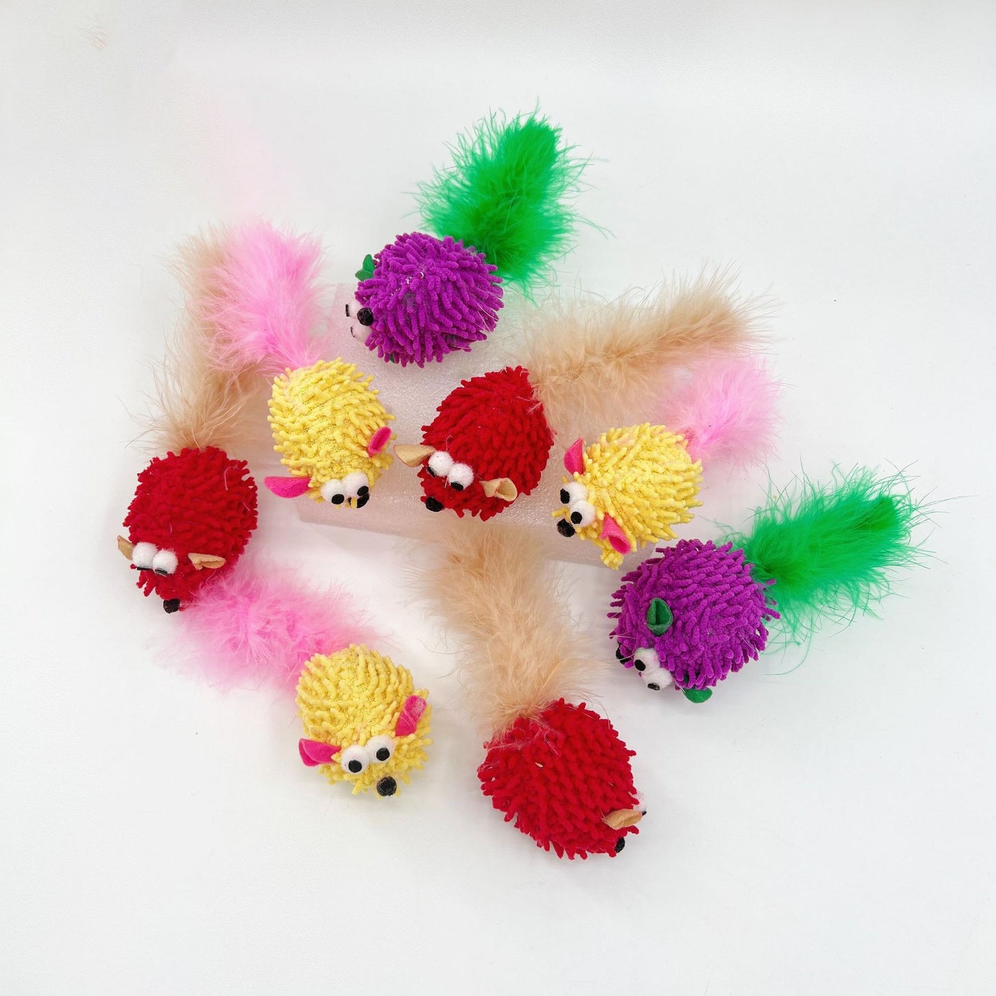 Moo - Feather Hedgehog Cat Toy